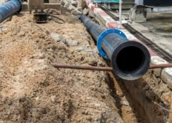 Shoring Technology: 7 Benefits of Renting Your Equipment