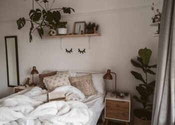 The Ultimate Guide to Creating a Cozy Bedroom for Winter