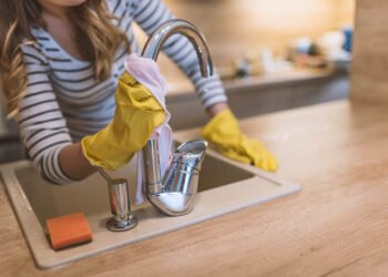 Time-Saving Cleaning Hacks for Busy Homeowners
