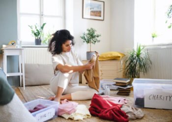 4 Tips to Maintain a Clean Small Bungalow on a Tight Schedule