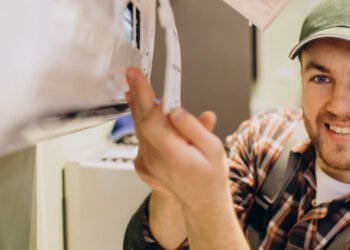 Professional-HVAC-Services-by-Black-Ice-Heating-&-Cooling