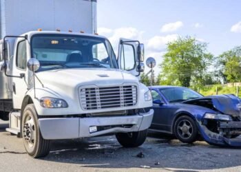 Common-Causes-of-Commercial-Truck-Accidents