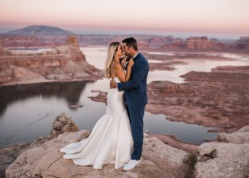 Elopement Photographer