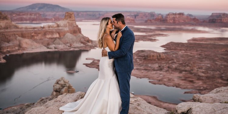 Elopement Photographer