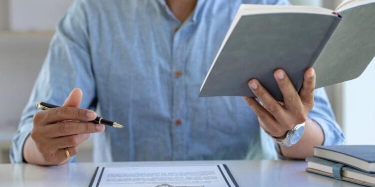 Employment Law Addresses Employee Grievances and Disputes
