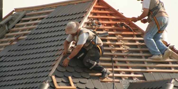 Hiring a Milford Roofing Contractor for Your Home