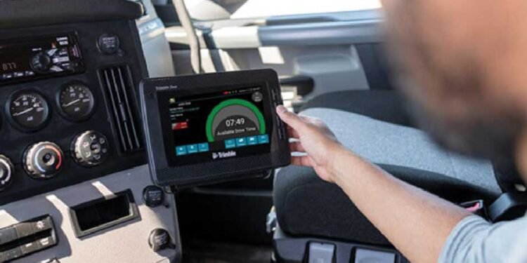 How Electronic Logging Devices (ELDs) are Revolutionizing Fleet Management