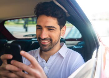 The Benefits of Using Luxury Car Transportation Services for Corporate Travel