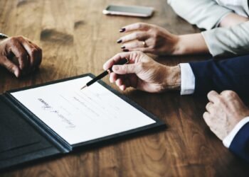 The Complete Guide to Navigating Your Auto Injury Settlement