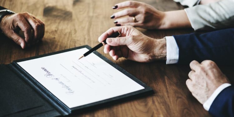 The Complete Guide to Navigating Your Auto Injury Settlement