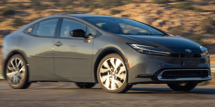 6 Best Used Hybrid Cars for Fuel Efficiency