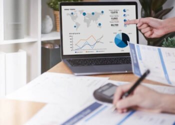 Develop a Strong Online Presence With Social Media