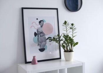 How to Incorporate Pottery Into Minimalist Interior Design