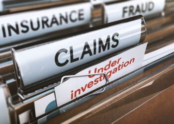 Navigating Homeowner Insurance Claims for a Damaged House