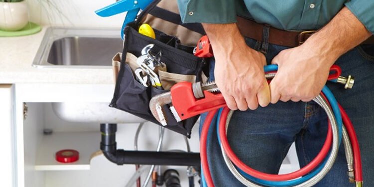 Right Licensed Plumber for Plumbing Repair