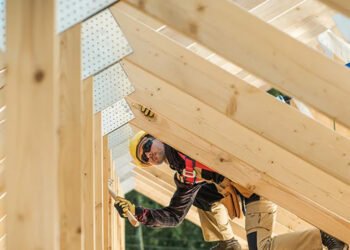 Do Hurricane Straps Really Work