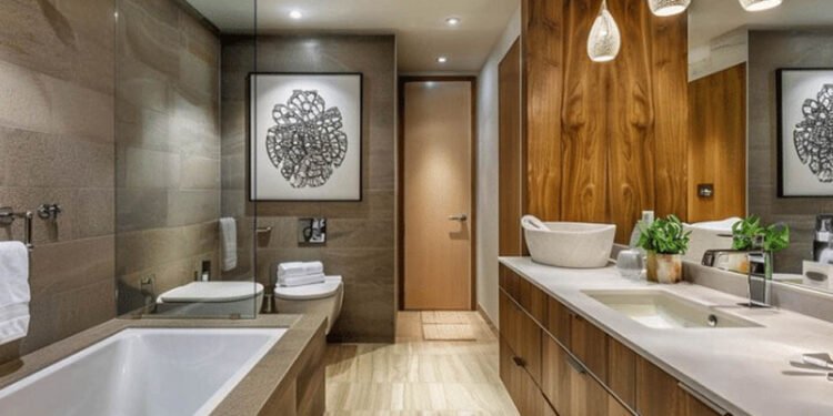 How to Maximize Space in a Small Bathroom Remodel