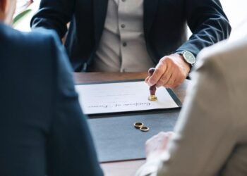 The Ultimate Guide to Family Court Lawyers