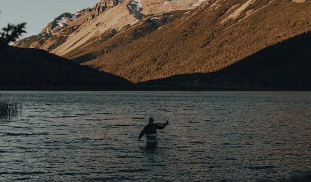 The Ultimate Guide to Fly Fishing for Beginners