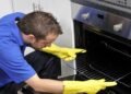 The-Ultimate-Guide-to-Removing-Stubborn-Oven-Stains