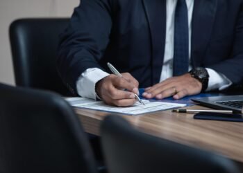 Top 4 Reasons Why You Should Consider a Speeding Fine Lawyer