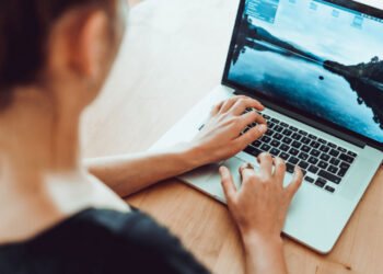 AI in Project Management: Automate Up to 30% of Your Daily Tasks