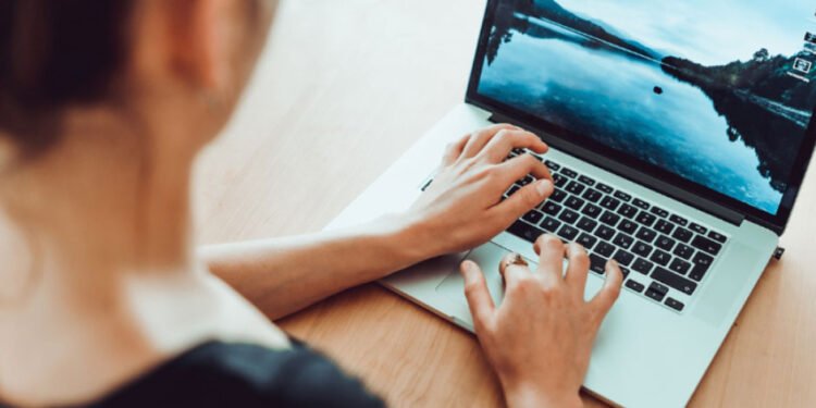 AI in Project Management: Automate Up to 30% of Your Daily Tasks