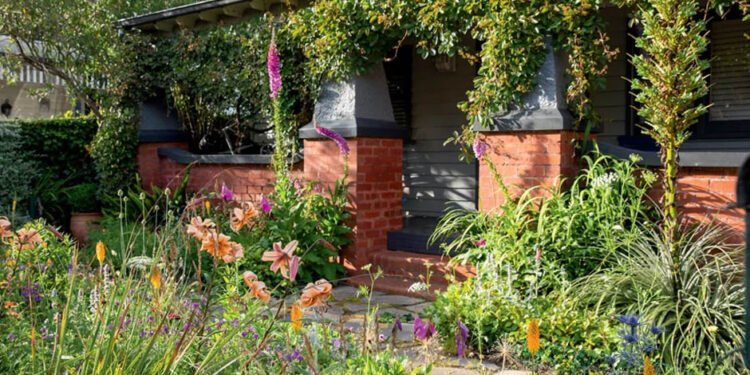 Gardening Australia 1