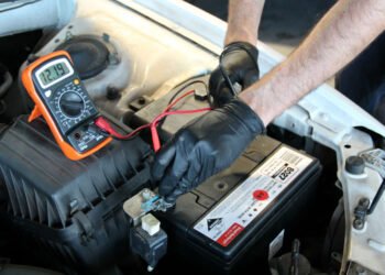 Marine Battery Problems and Solutions 1