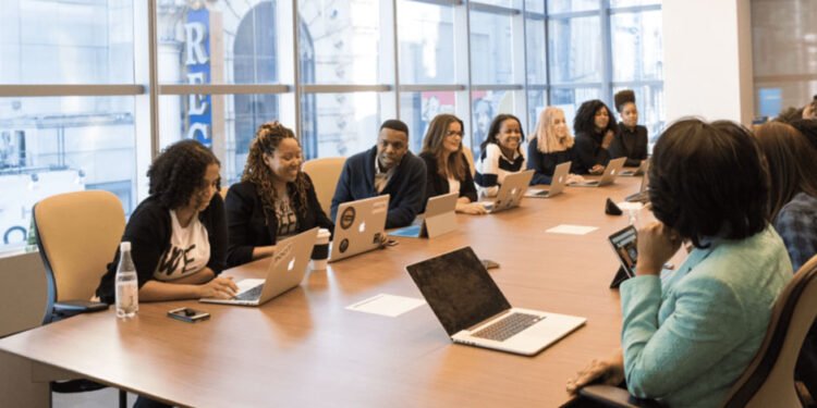 Simple Tips For Keeping Your Business Meetings Engaging