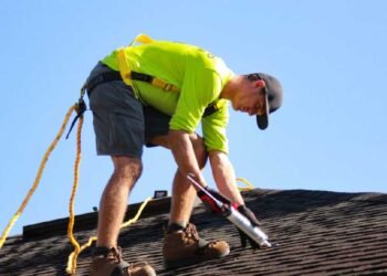 Choosing a Dependable Roofing Contractor
