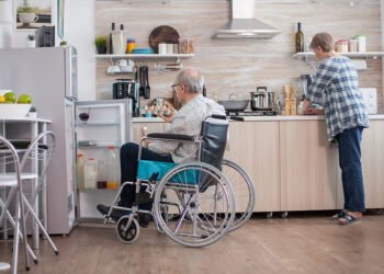 VELA Kitchen Chairs with Casters for Seniors