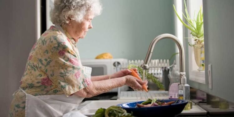 Why-Assisted-Living-is-a-Safer-Option