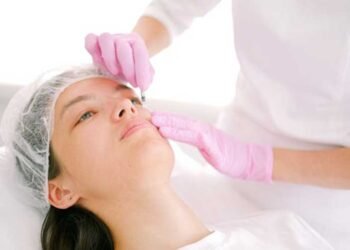 The Timeless Face: Exploring the World of Facelifts