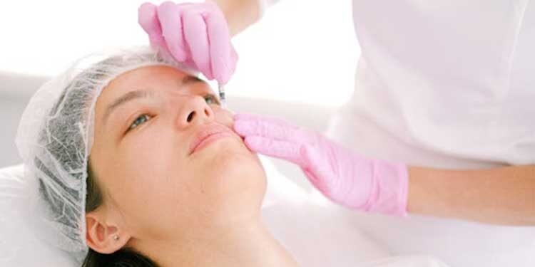 The Timeless Face: Exploring the World of Facelifts