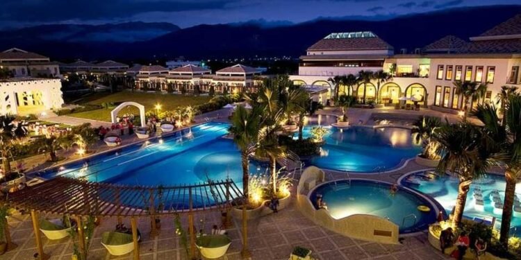 Why Hotel Vacations Should Be A Thing Of The Past For You