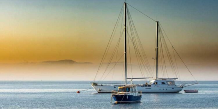 Why-a-Sailing-License-is-Essential-for-Renting-a-Bareboat-Charter