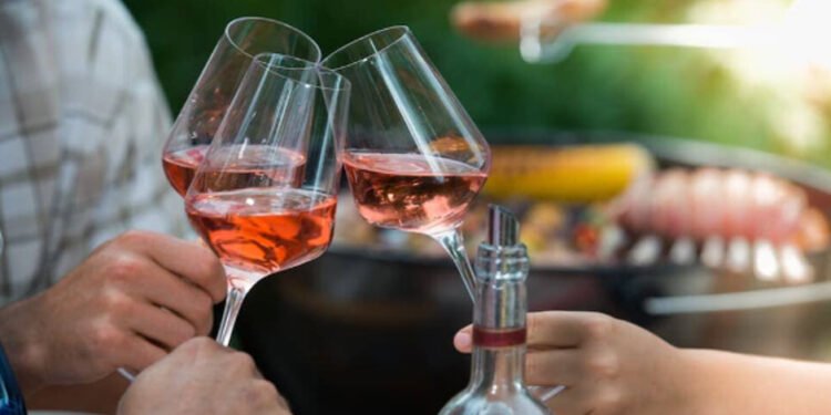 Best Wines to Serve at Summer BBQs