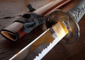 The Art of Sword Making: From Ancient Craft to Modern Masterpieces
