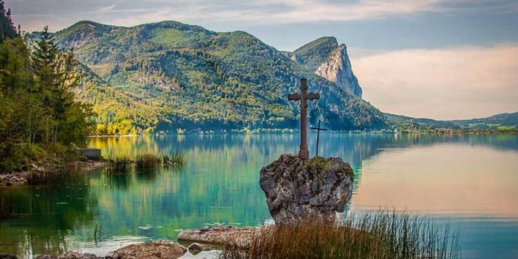Why These Best Lakes in Austria Should Be on Your Travel List