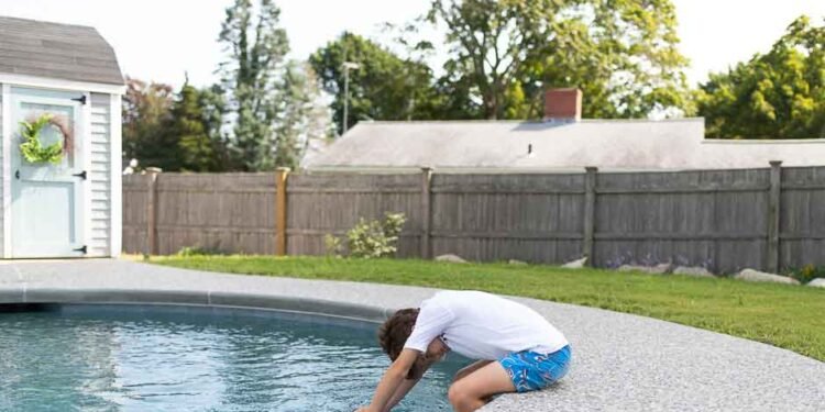 What You Should Think About When Installing a Pool