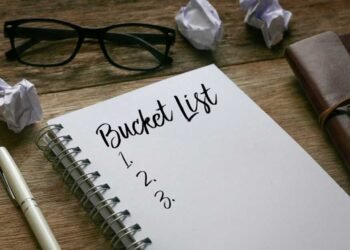 Creating a Bucket List That Matches Your Retirement Income