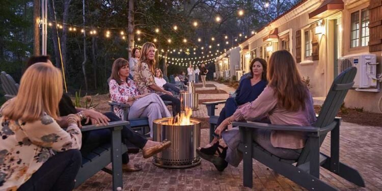 How to Enjoy Your Outdoor Space in Fall