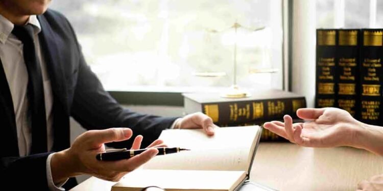 How-to-Prepare-for-Your-First-Meeting-with-a-Robbery-by-Intimidation-Attorney