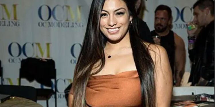 Karina Valentina: A Rising Star in Adult Entertainment