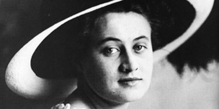 The Enduring Legacy of Dorothy Gibson: From Titanic Survivor to Silent Film Star