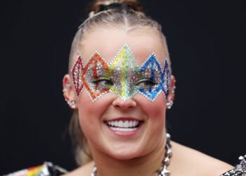 The “JoJo Siwa Litter Box” Incident: Unpacking the Celebrity Big Brother Controversy