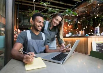 Why Small Restaurants Gain Big with Staffing Software