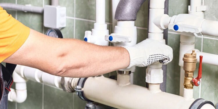 Importance of Skilled Experts Handling Leak Detection and Pipe Replacement in Riverside