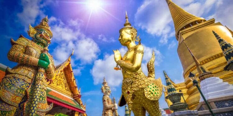 See the Wonders of Thailand: Your Holiday Guide